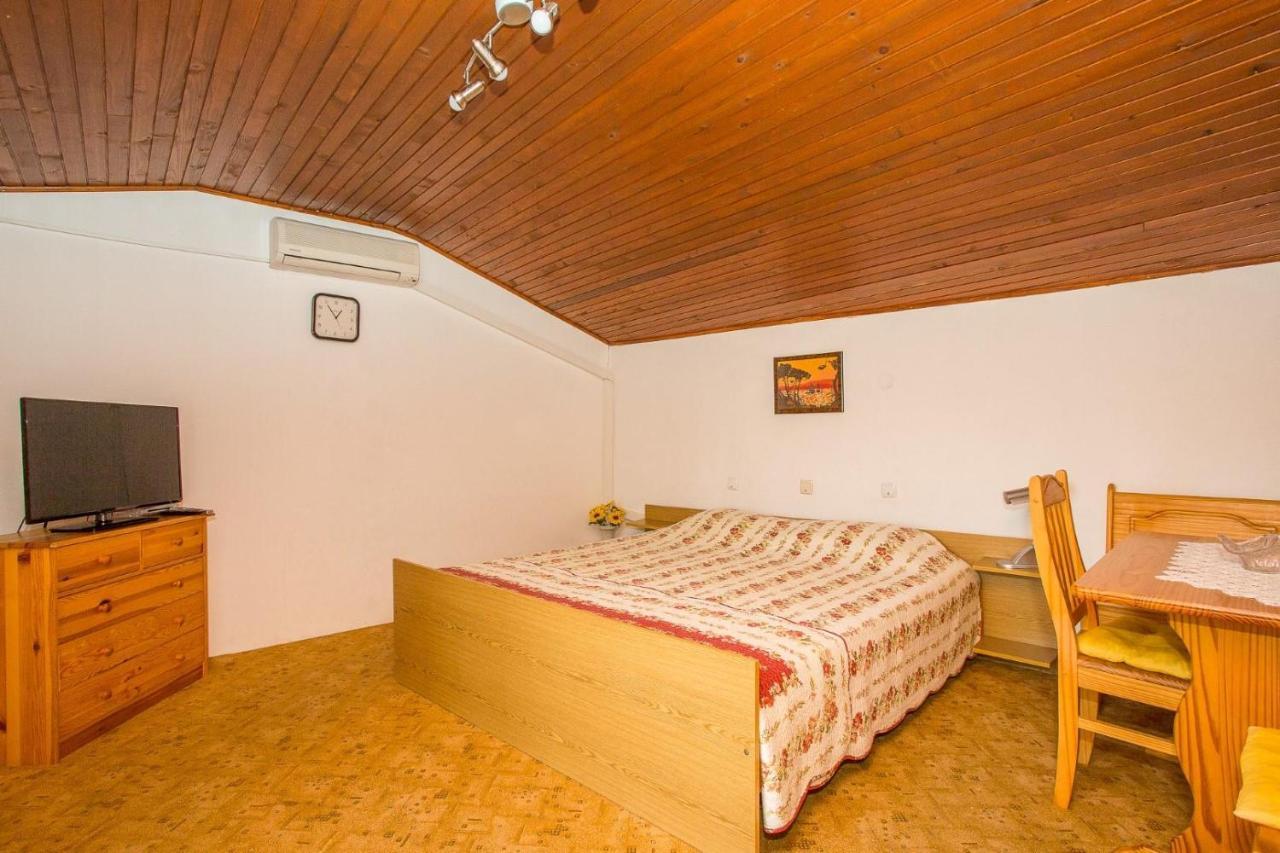 Hotel Antonija I Ante Kampor Esterno foto